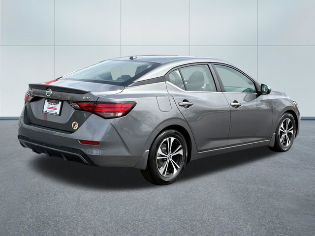 Used 2021 Nissan Sentra SV image 3