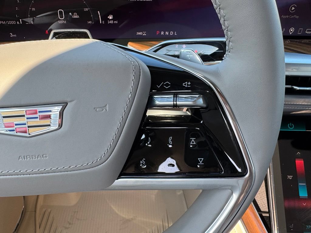 New 2026 Cadillac Escalade ESV Platinum Luxury w/ LPO, Radiant Package AWD/4WD image 24