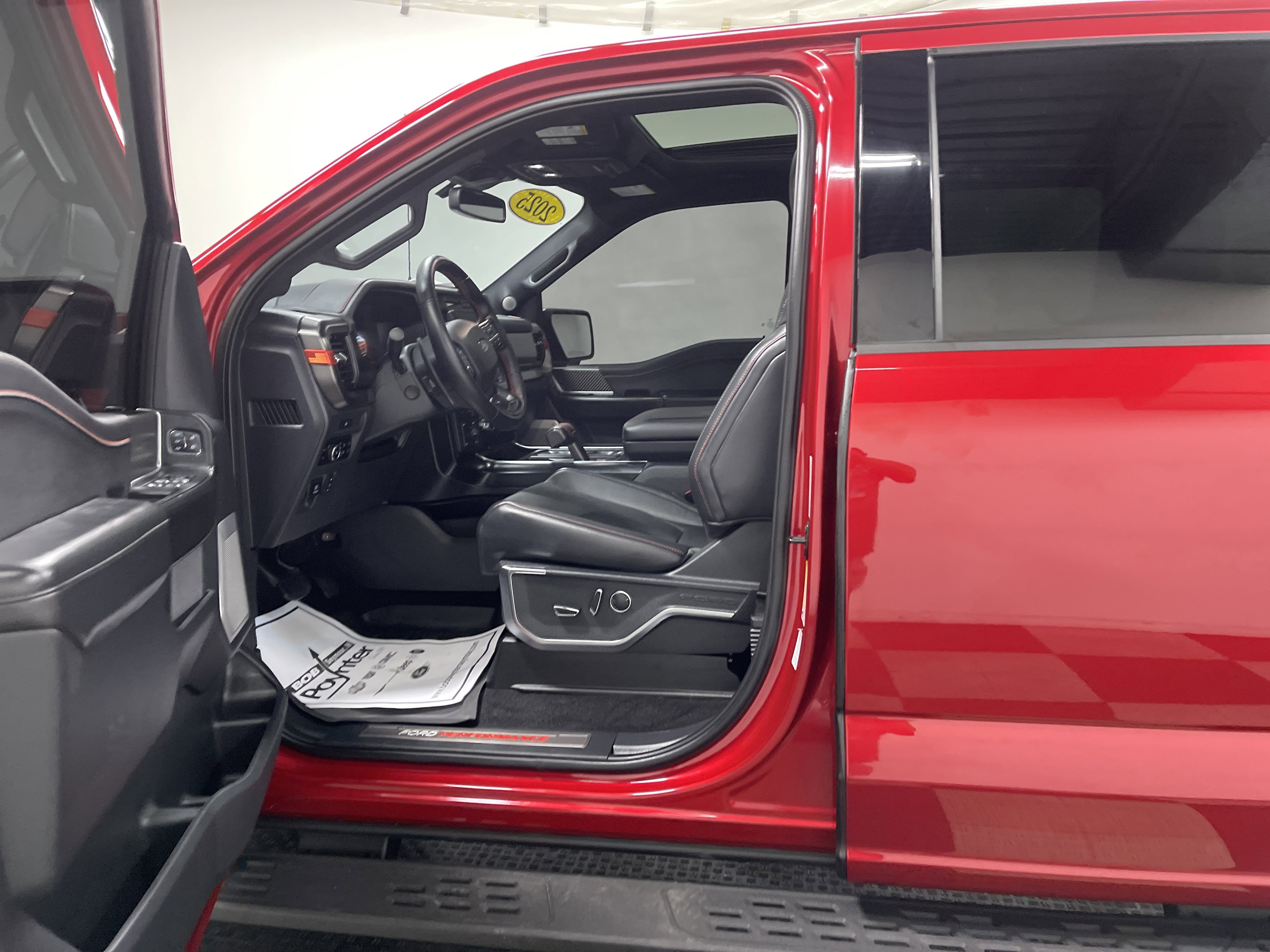 Used 2025 Ford F150 Raptor AWD/4WD image 9