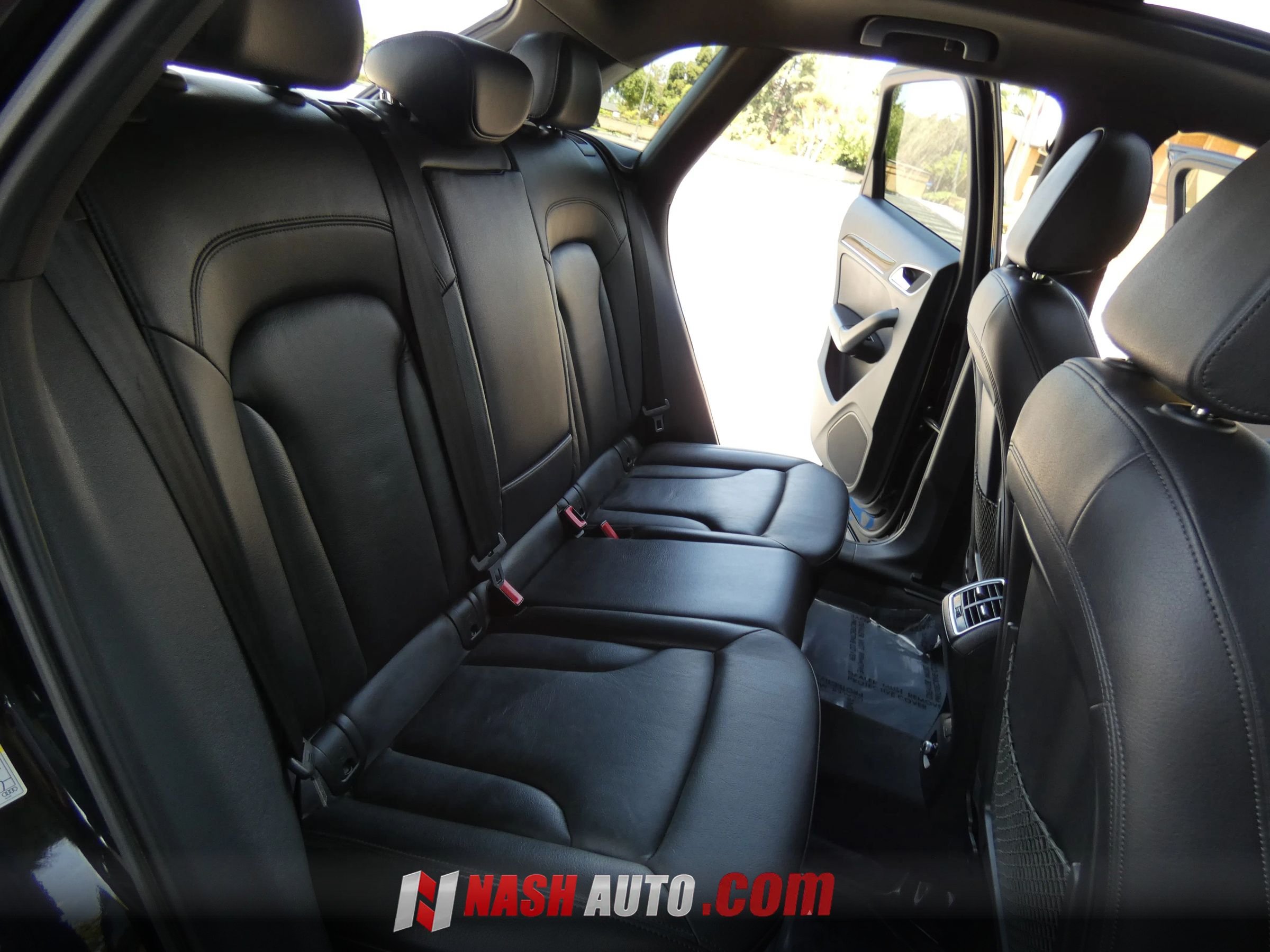 Used 2018 Audi Q3 2.0T Premium Plus w/ Premium Plus Package AWD/4WD image 40