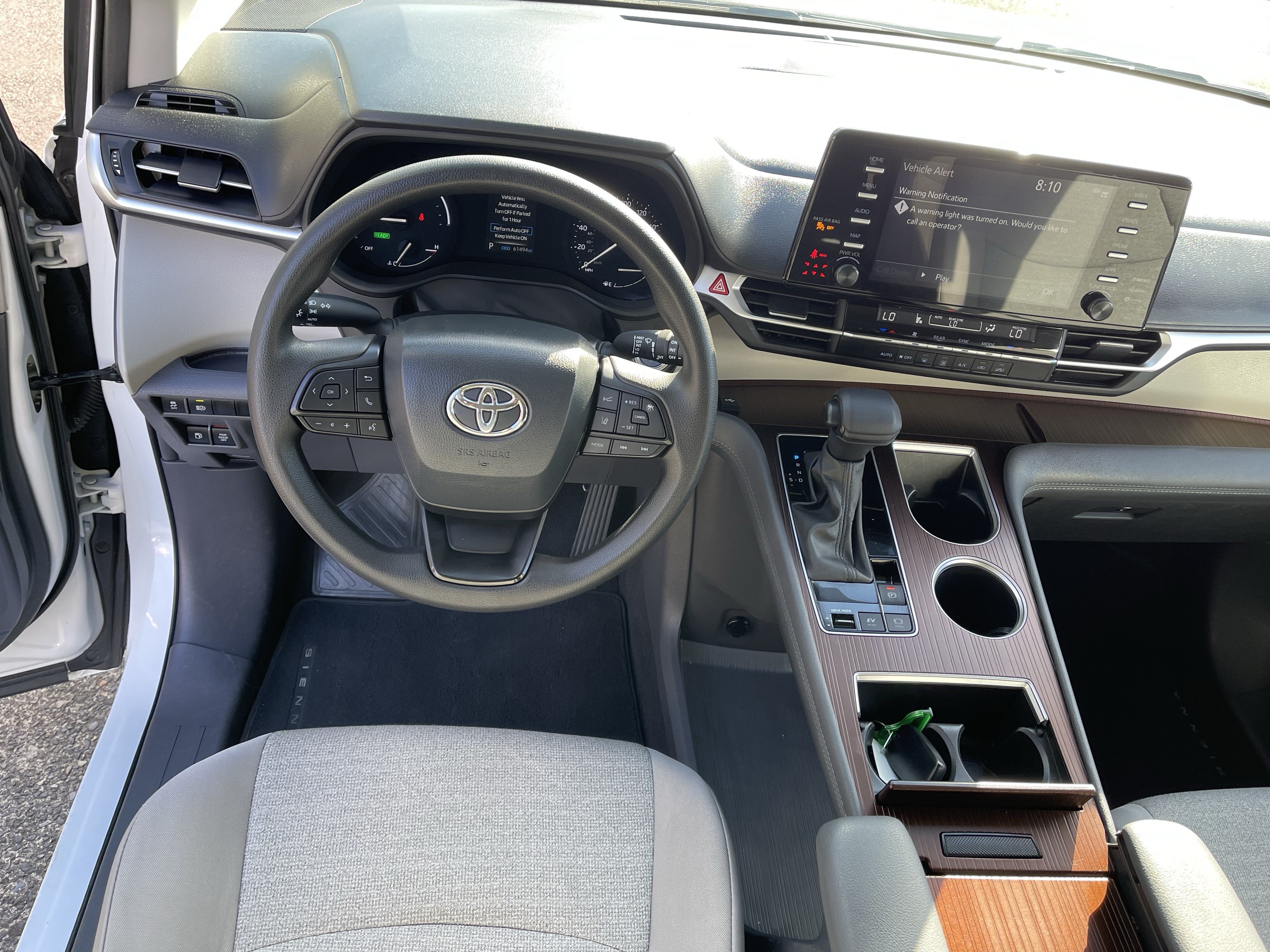 Certified 2024 Toyota Sienna LE AWD/4WD image 11