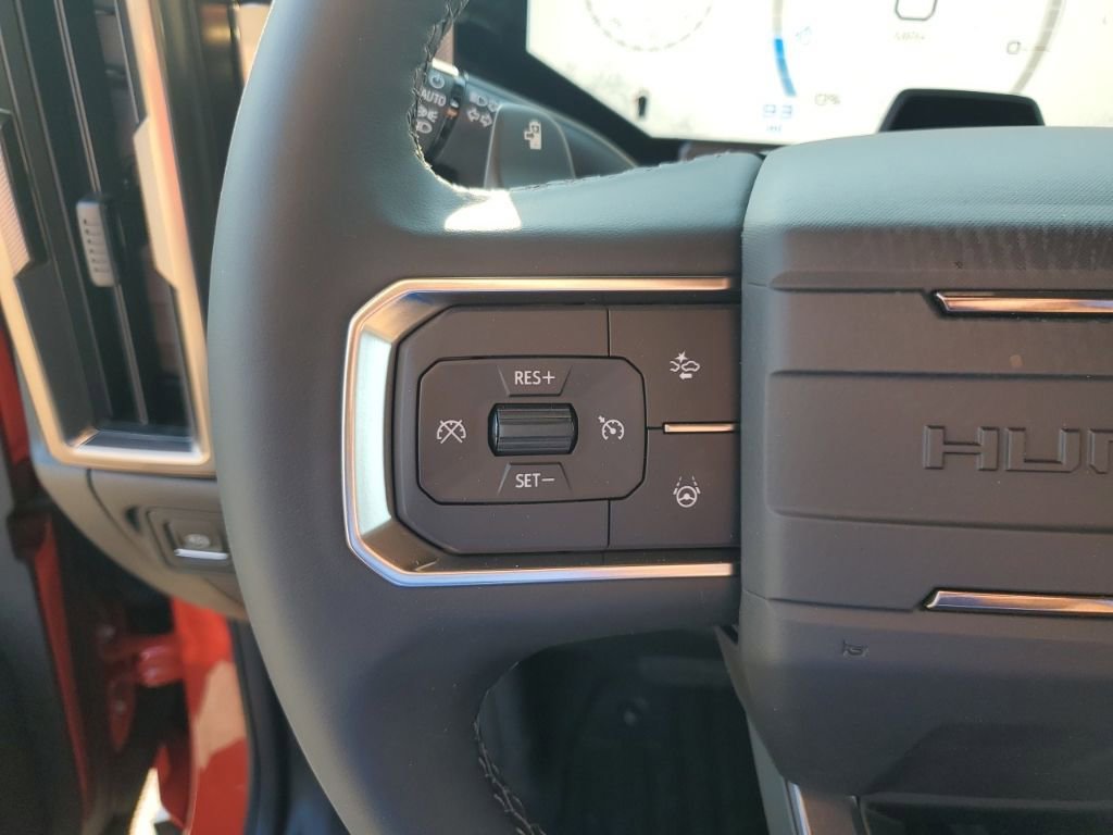 New 2025 GMC Hummer EV 2X w/ LPO, Dark Essentials Package image 31