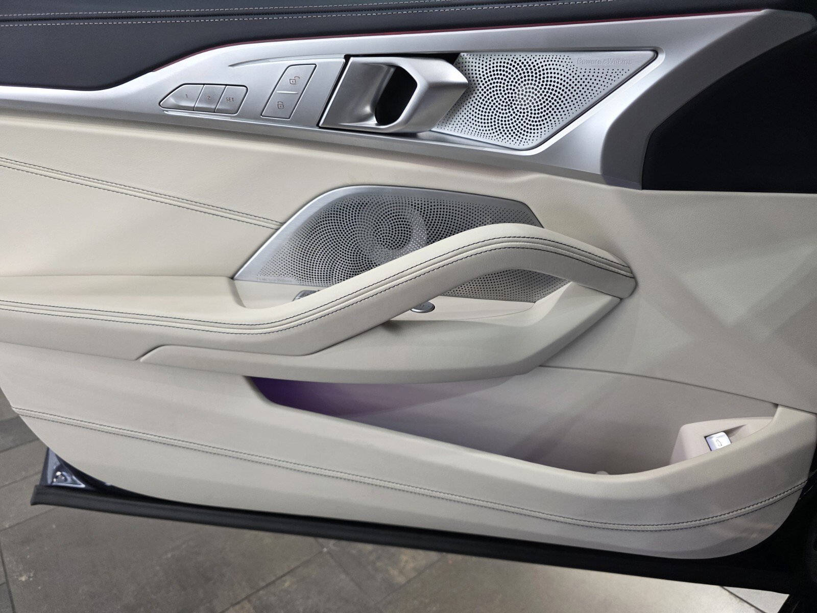 Used 2025 BMW ALPINA B8 xDrive Gran Coupe image 21