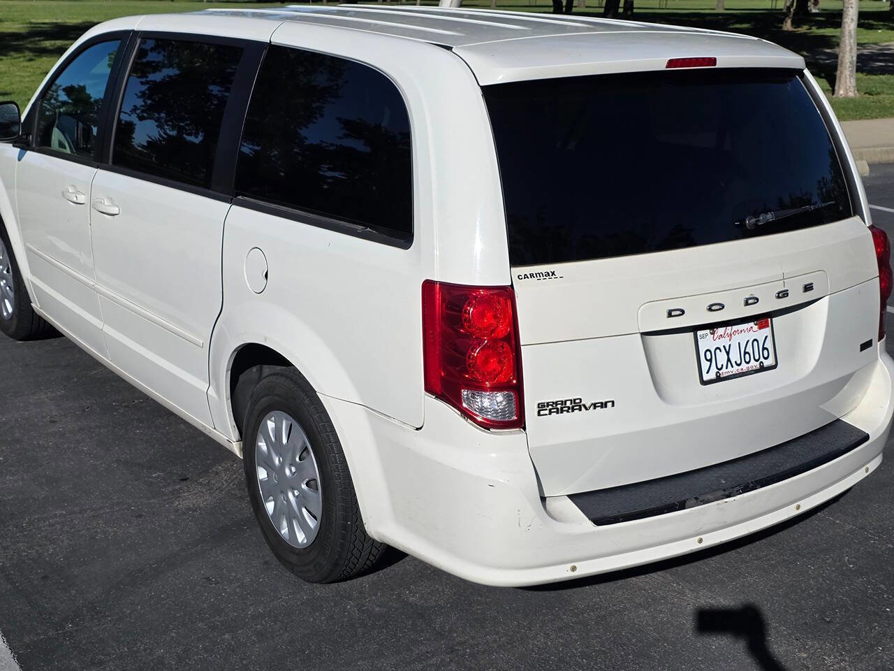 Used 2011 Dodge Grand Caravan Express w/ PWR Window Group image 4