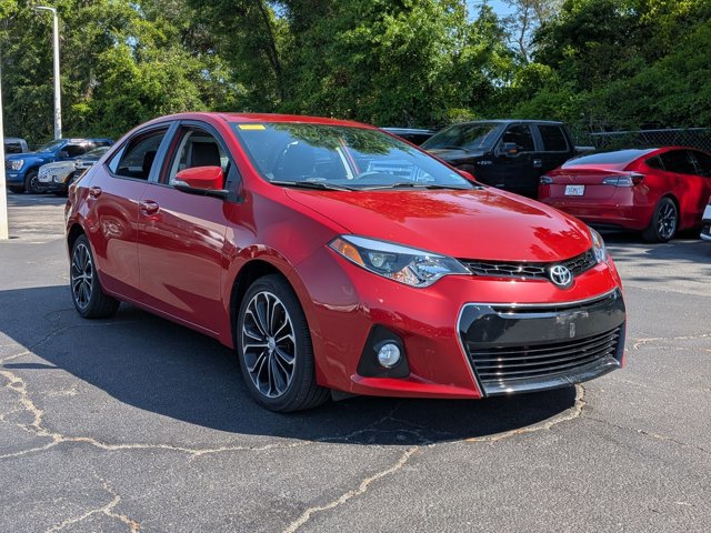Used 2014 Toyota Corolla S Premium w/ Driver Convenience Package FWD video 4