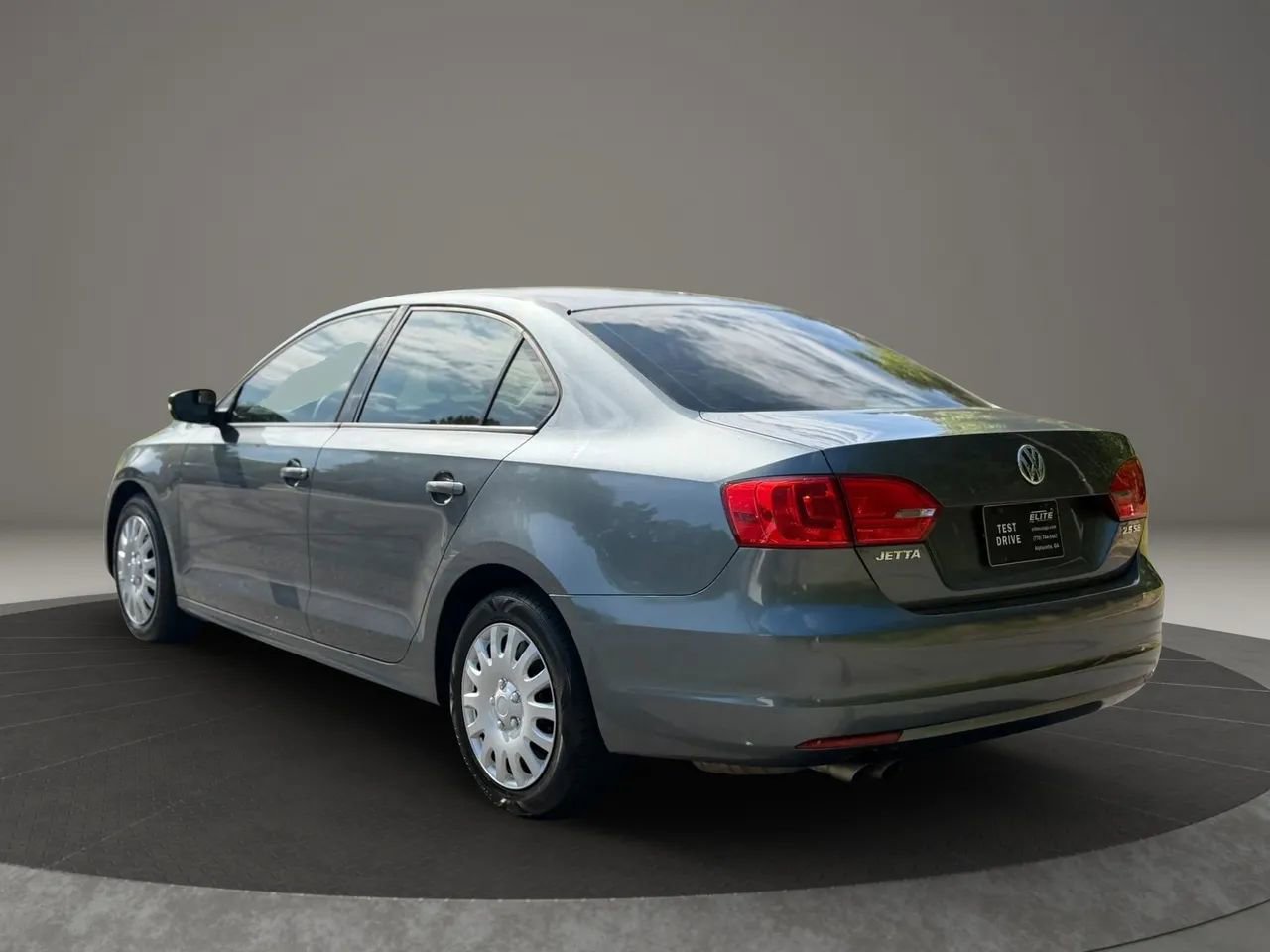 Used 2012 Volkswagen Jetta SE FWD image 6