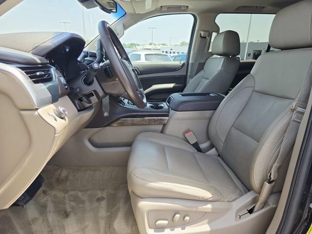 Used 2015 Chevrolet Suburban LT RWD image 9