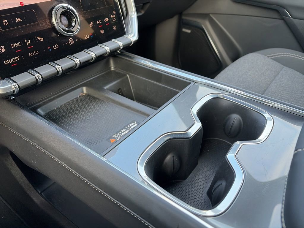 Used 2025 GMC Acadia Elevation image 25