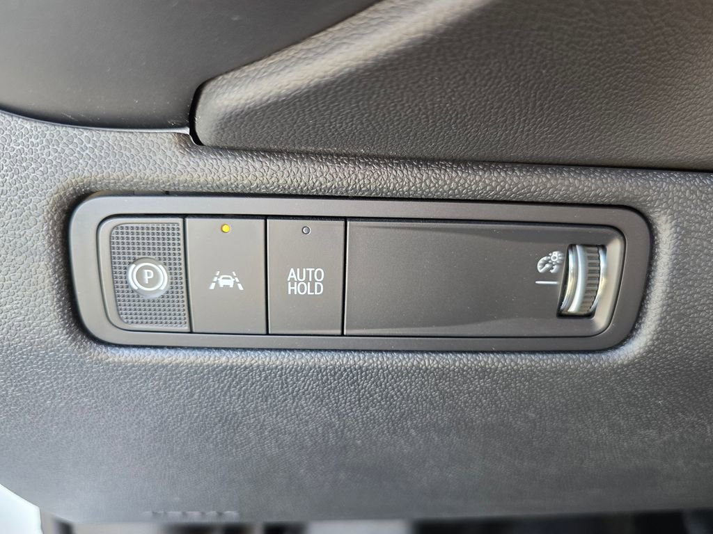 Used 2025 Chevrolet Equinox EV LT FWD image 25