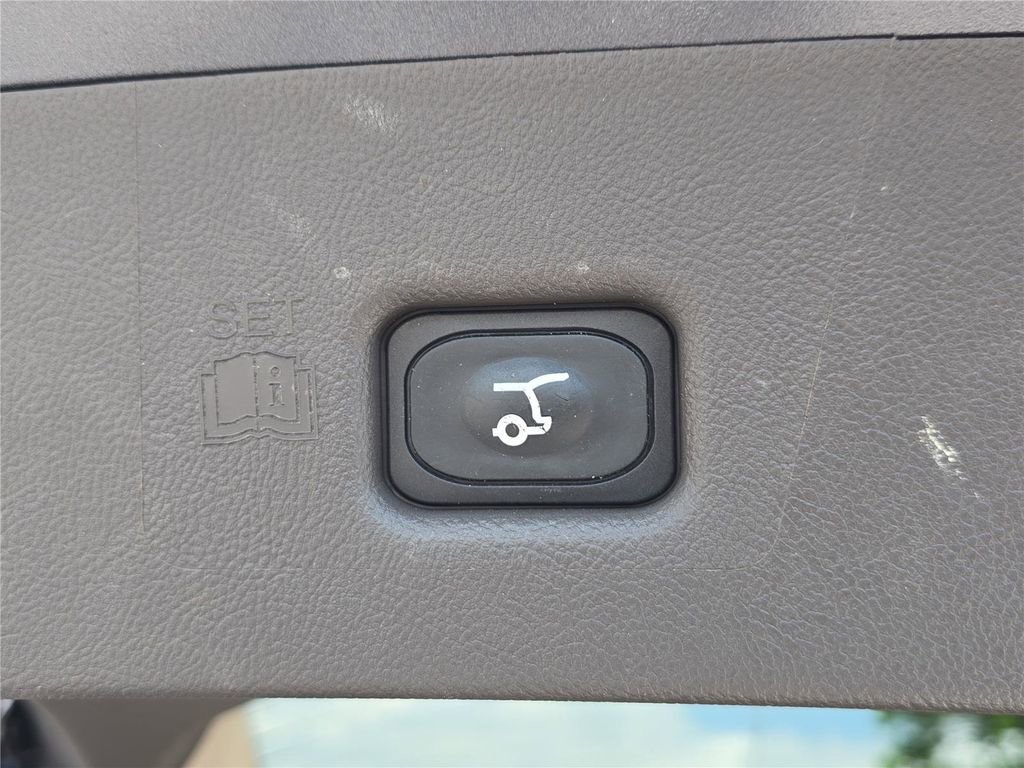 Used 2021 Lincoln Nautilus Reserve w/ Equipment Group 201A image 28