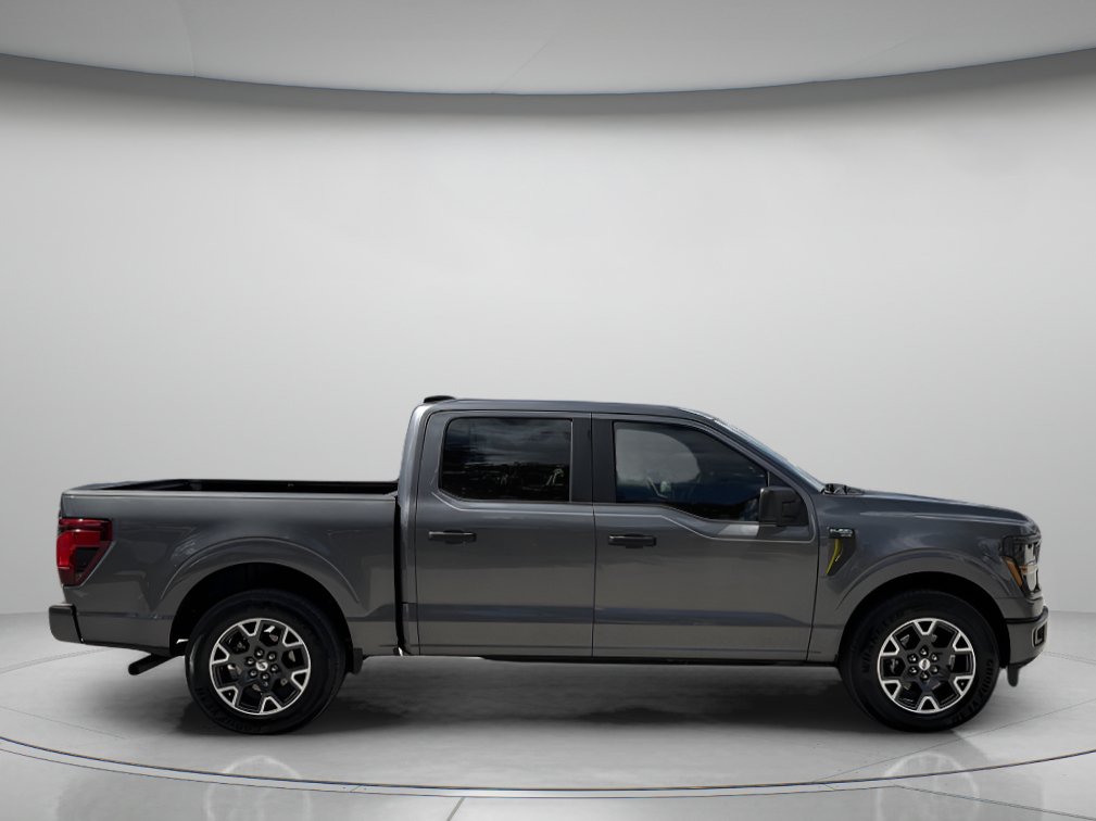 Used 2024 Ford F150 STX RWD image 2