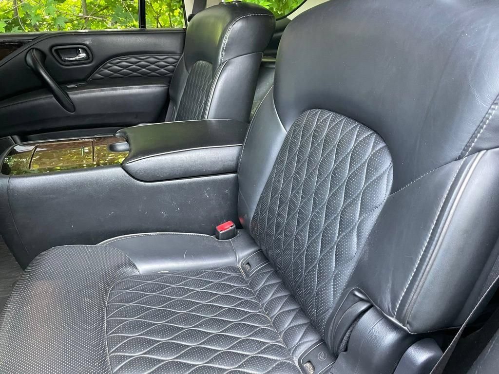 Used 2019 INFINITI QX80 Luxe w/ 22" Wheel Package AWD/4WD image 6