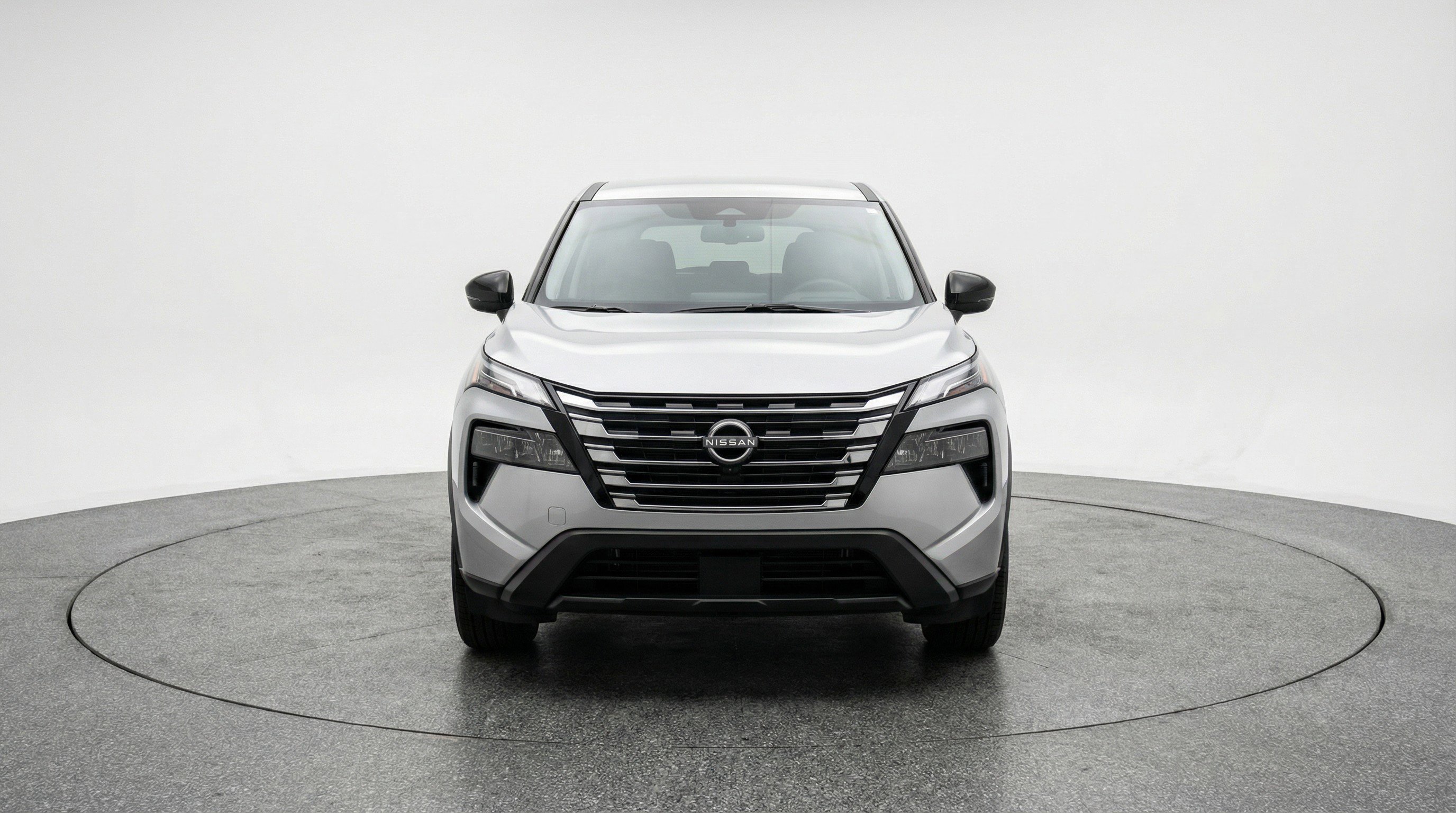 Used 2025 Nissan Rogue SV image 2