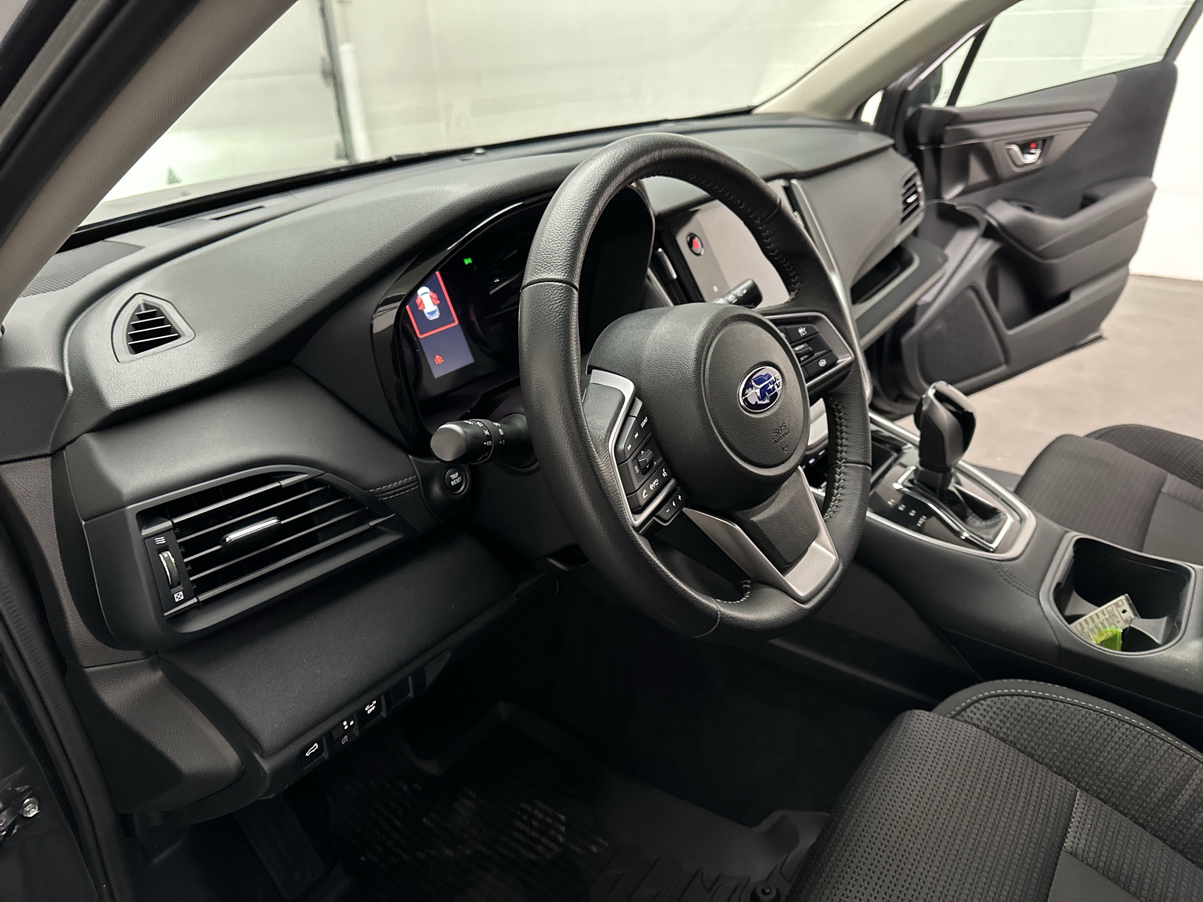 Used 2025 Subaru Outback Premium w/ Popular Package #1A image 15