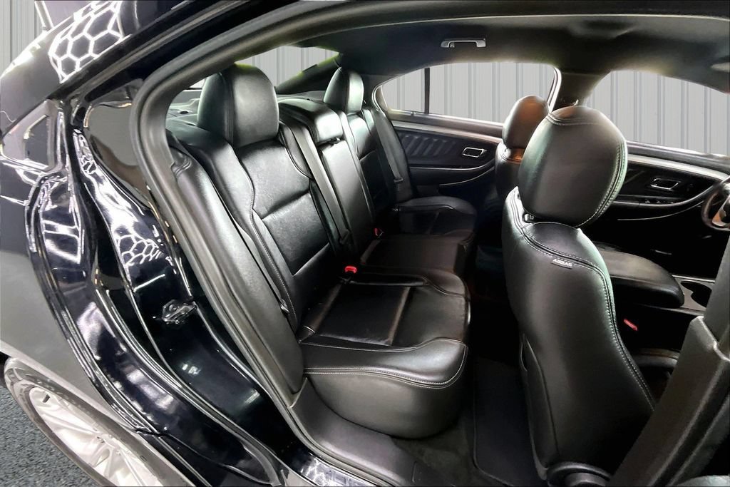 Used 2018 Ford Taurus SEL FWD image 26