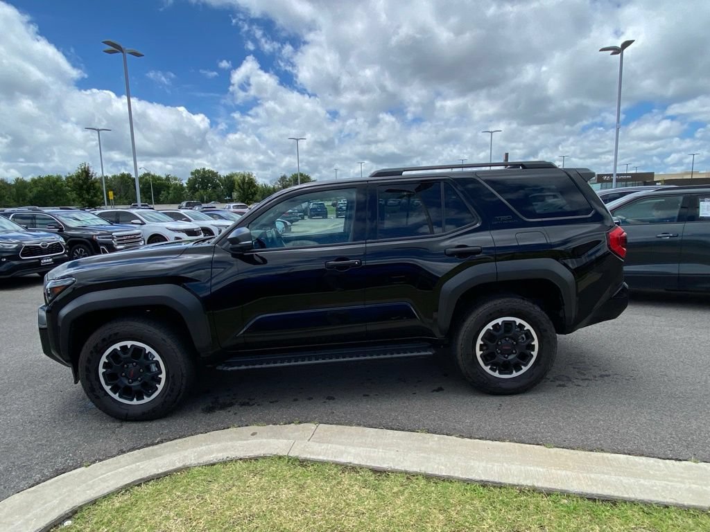 Used 2025 Toyota 4Runner TRD Off-Road Premium w/ Tow Technology Package AWD/4WD image 4