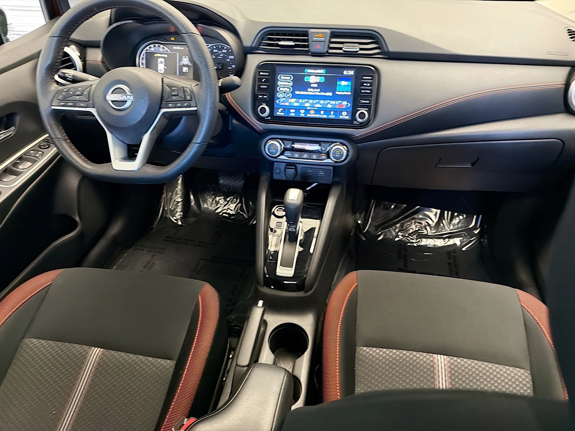 Used 2023 Nissan Versa SR w/ Trunk Package image 11