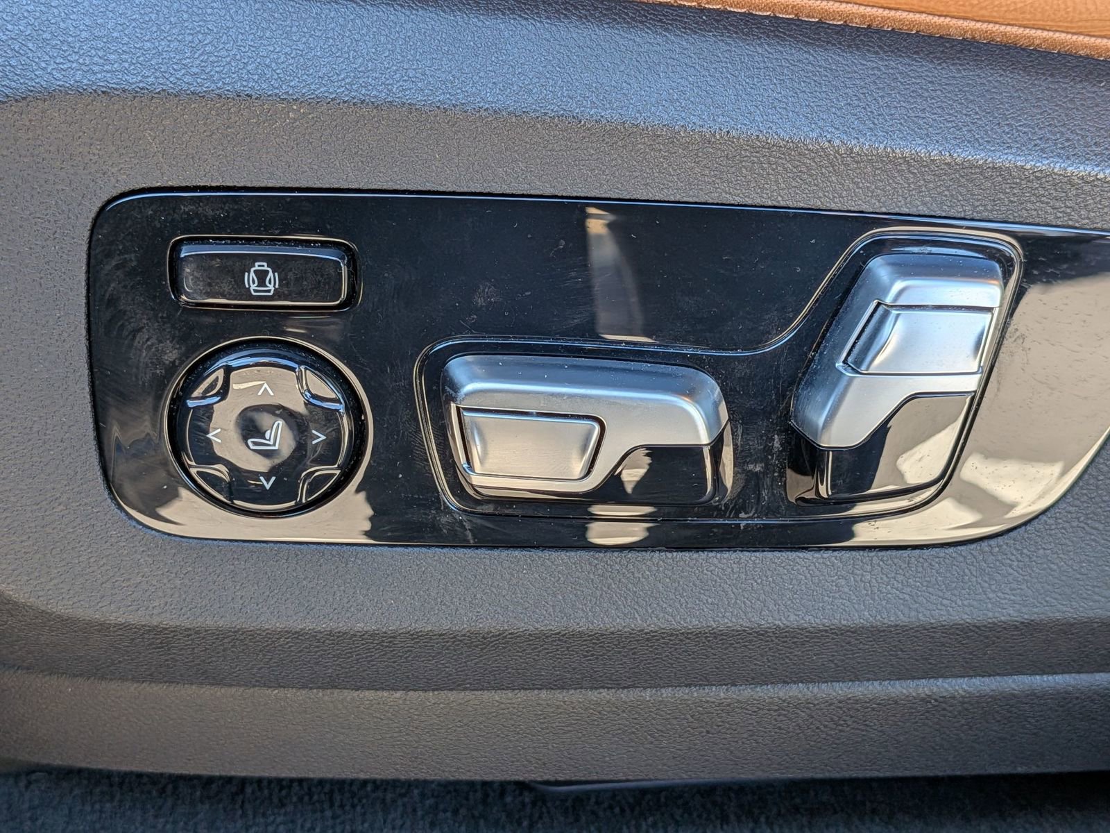 Used 2021 BMW X5 xDrive40i image 16