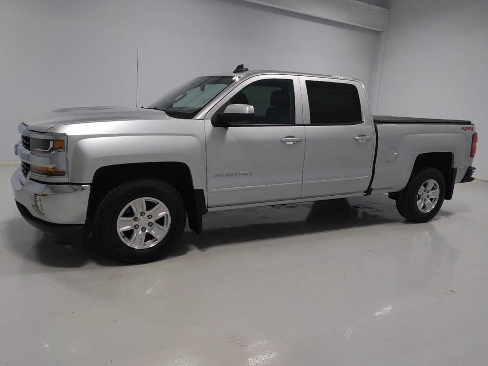 Used 2018 Chevrolet Silverado 1500 LT w/ All Star Edition AWD/4WD image 2