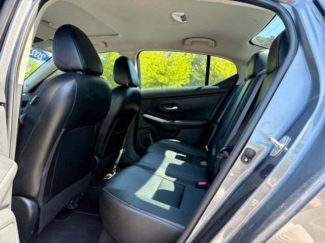 Used 2023 Nissan Sentra SR w/ SR Premium Package FWD image 28