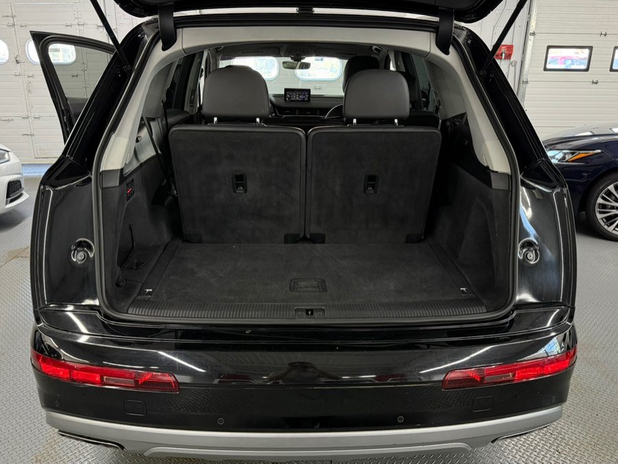 Used 2017 Audi Q7 3.0T Premium AWD/4WD image 36