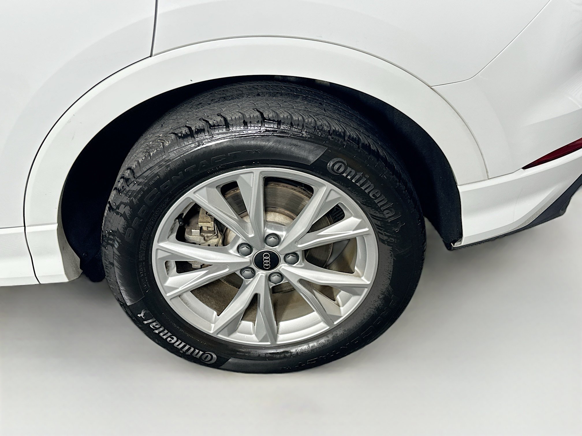 Used 2025 Audi Q3 2.0T Premium AWD/4WD image 11
