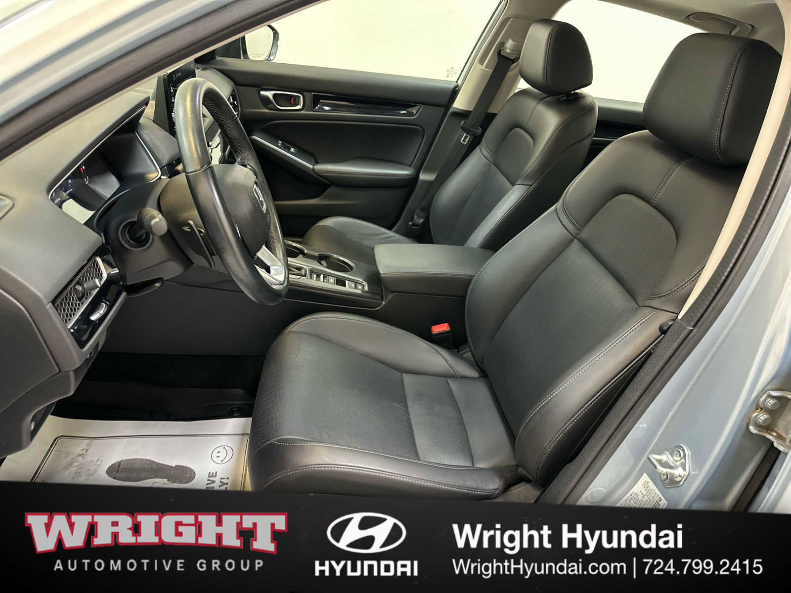 Used 2023 Honda Civic Touring image 11