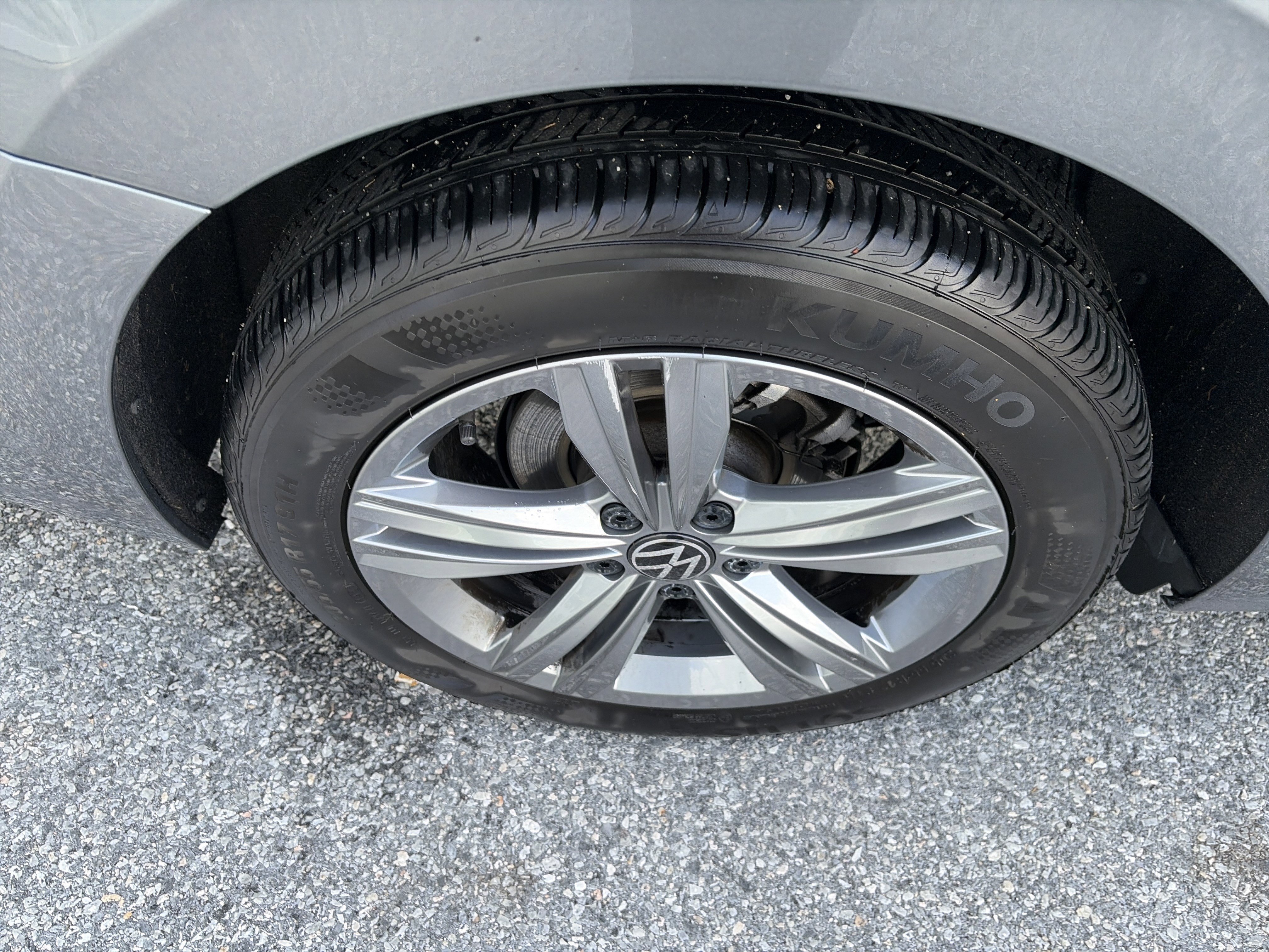 Used 2024 Volkswagen Jetta SE FWD image 11