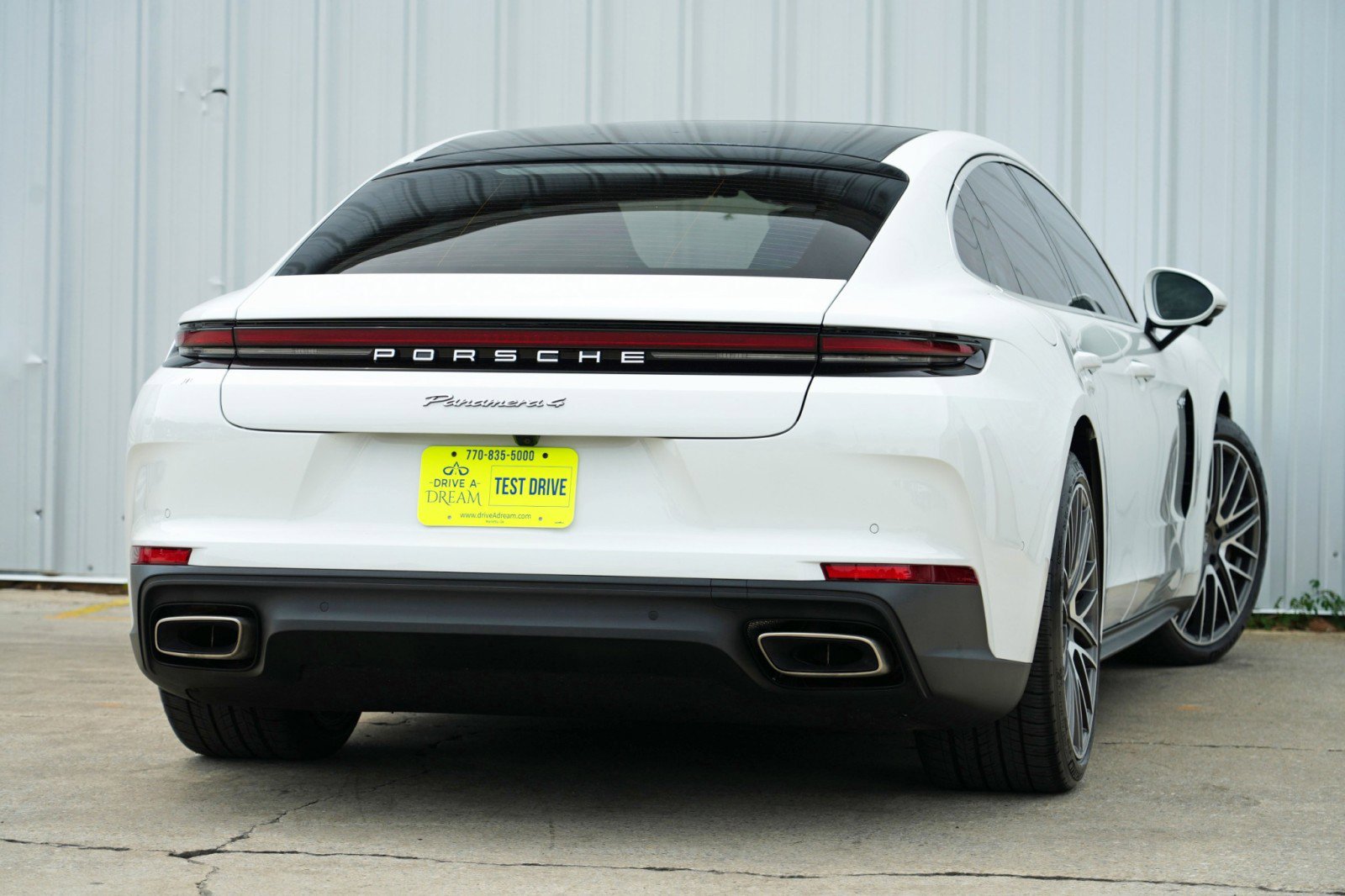 Used 2025 Porsche Panamera 4 w/ Premium Package image 5
