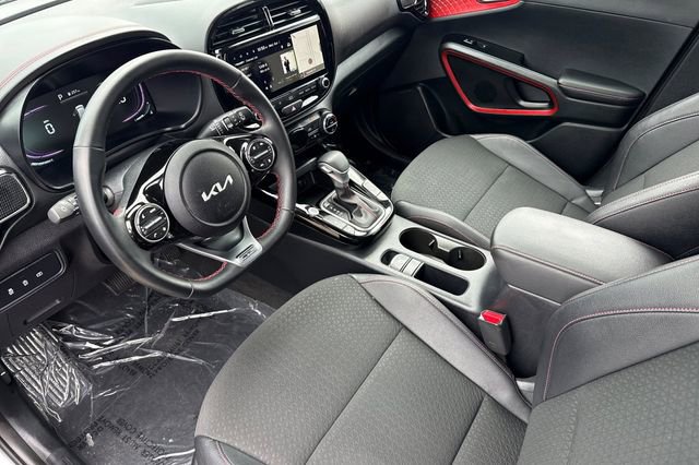 Certified 2025 Kia Soul GT-Line w/ GT-Line Technology Package image 12