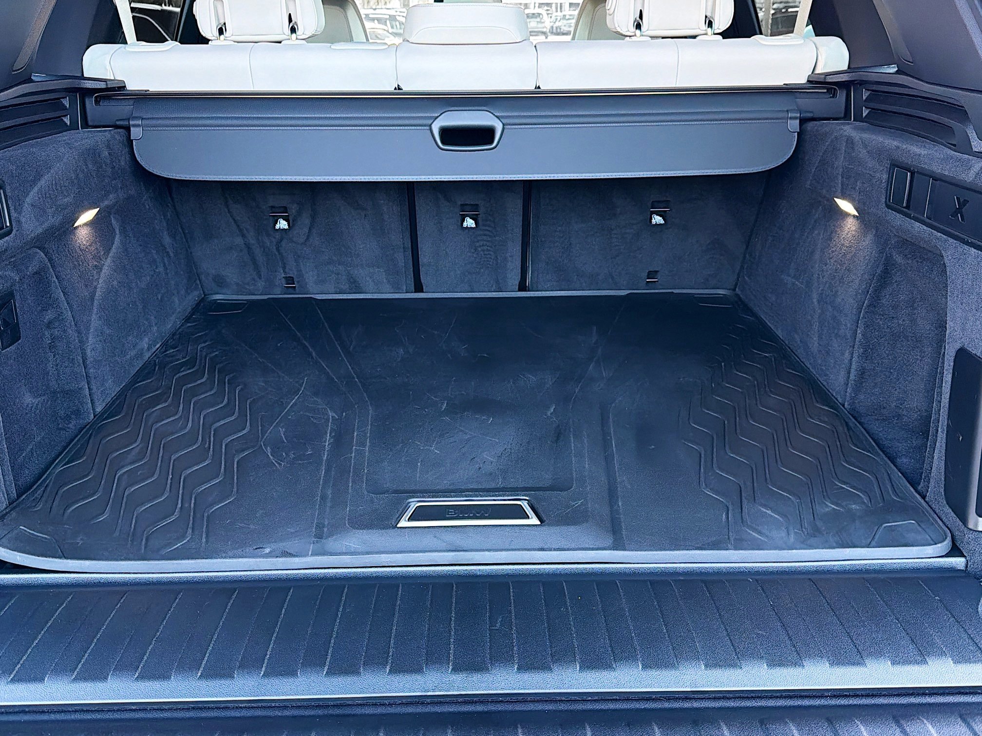 Used 2025 BMW X5 M60i image 11