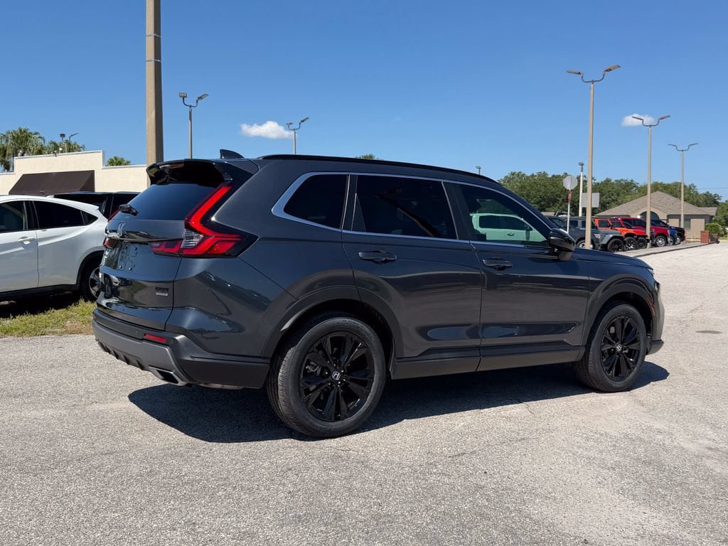 Used 2025 Honda CR-V Sport Touring image 5