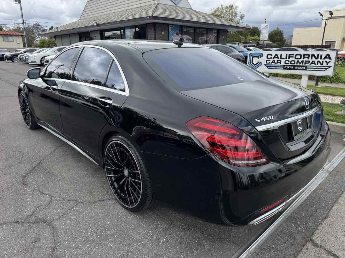 Used 2018 Mercedes-Benz S 450 Sedan image 3