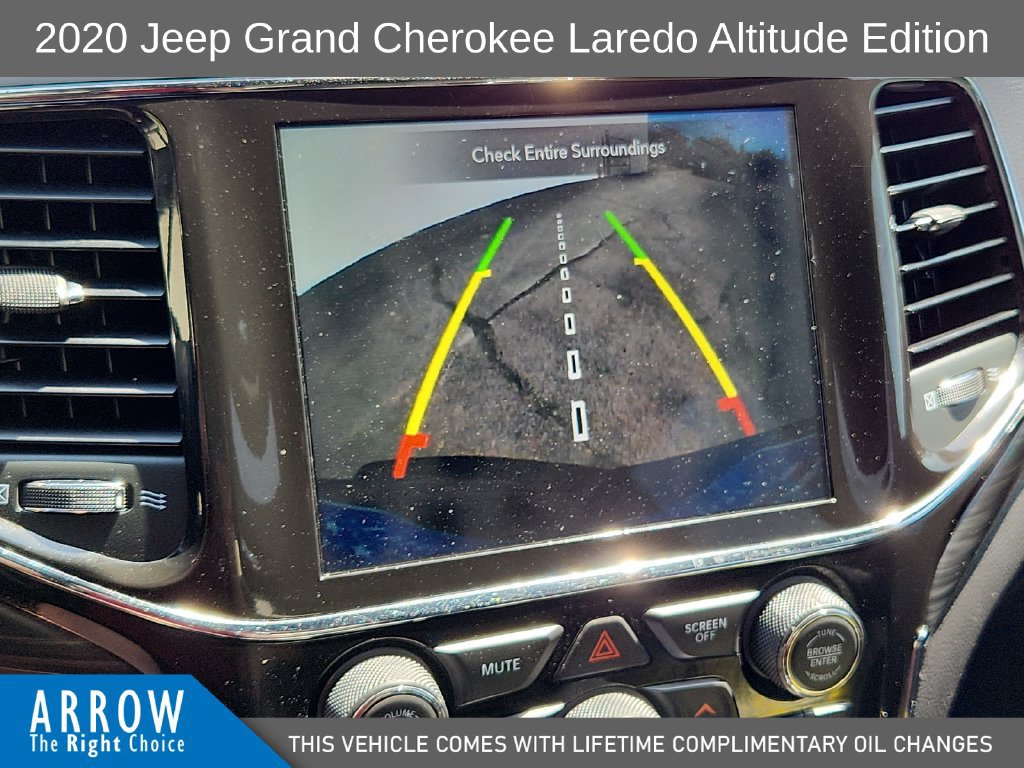 Used 2020 Jeep Grand Cherokee Altitude AWD/4WD image 24