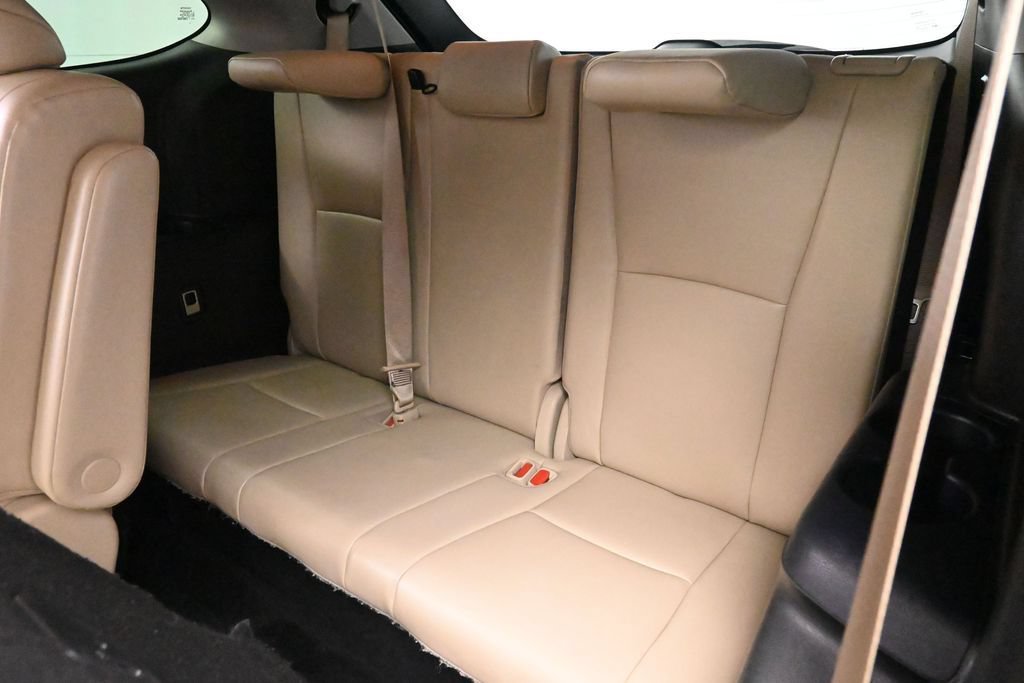 Used 2022 Toyota Highlander XLE AWD/4WD image 21
