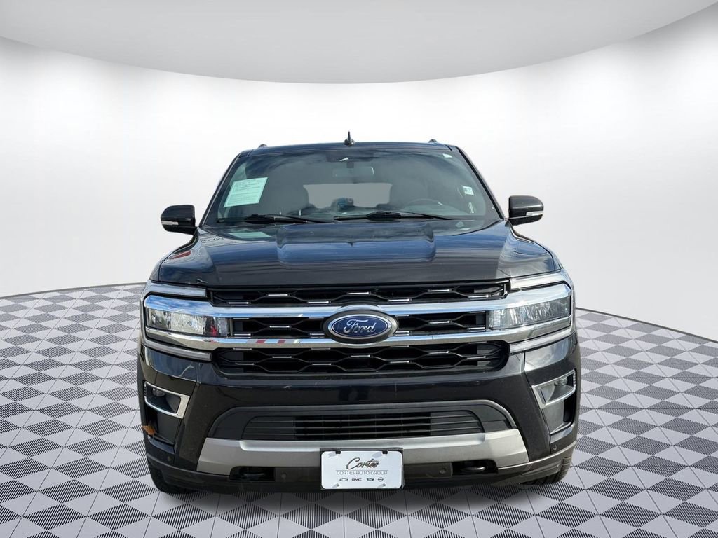 Used 2022 Ford Expedition Limited image 2