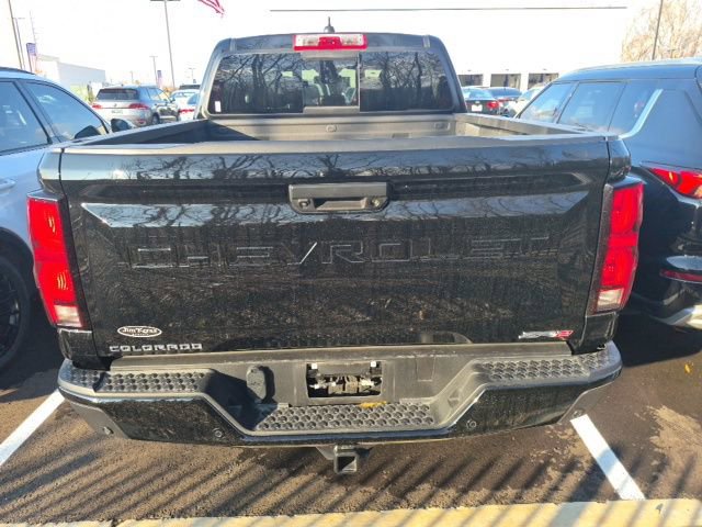 Used 2024 Chevrolet Colorado ZR2 w/ ZR2 Convenience Package III image 7