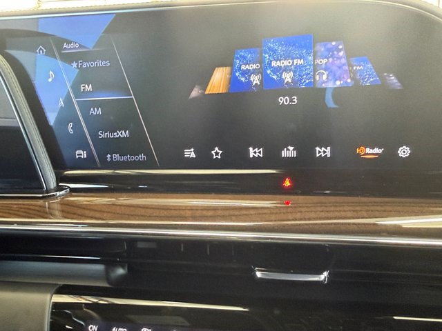Certified 2024 Cadillac Escalade ESV Sport Platinum w/ LPO, ONYX Package AWD/4WD image 8