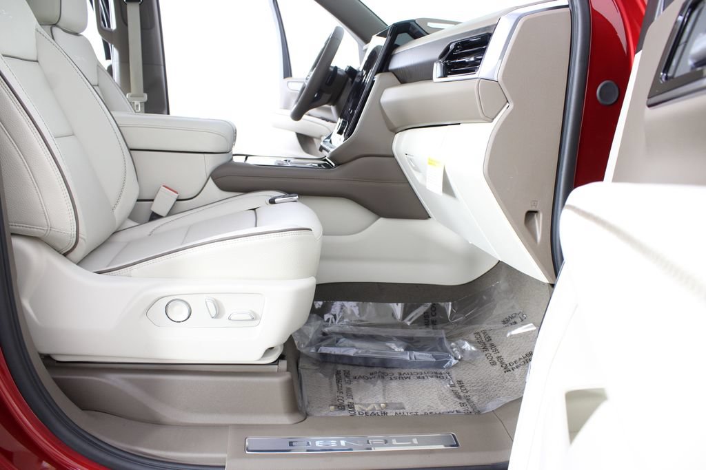 New 2026 GMC Yukon XL Denali w/ Advanced Technology Package AWD/4WD image 29