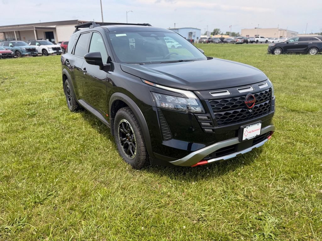 New 2026 Nissan Pathfinder Rock Creek AWD/4WD image 3