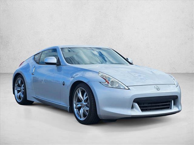 Used 2011 Nissan 370Z Touring w/ Sport Pkg image 3