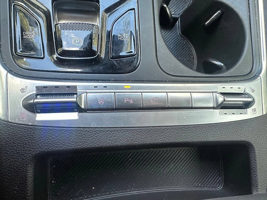 Used 2025 Kia Carnival SX Prestige FWD image 18