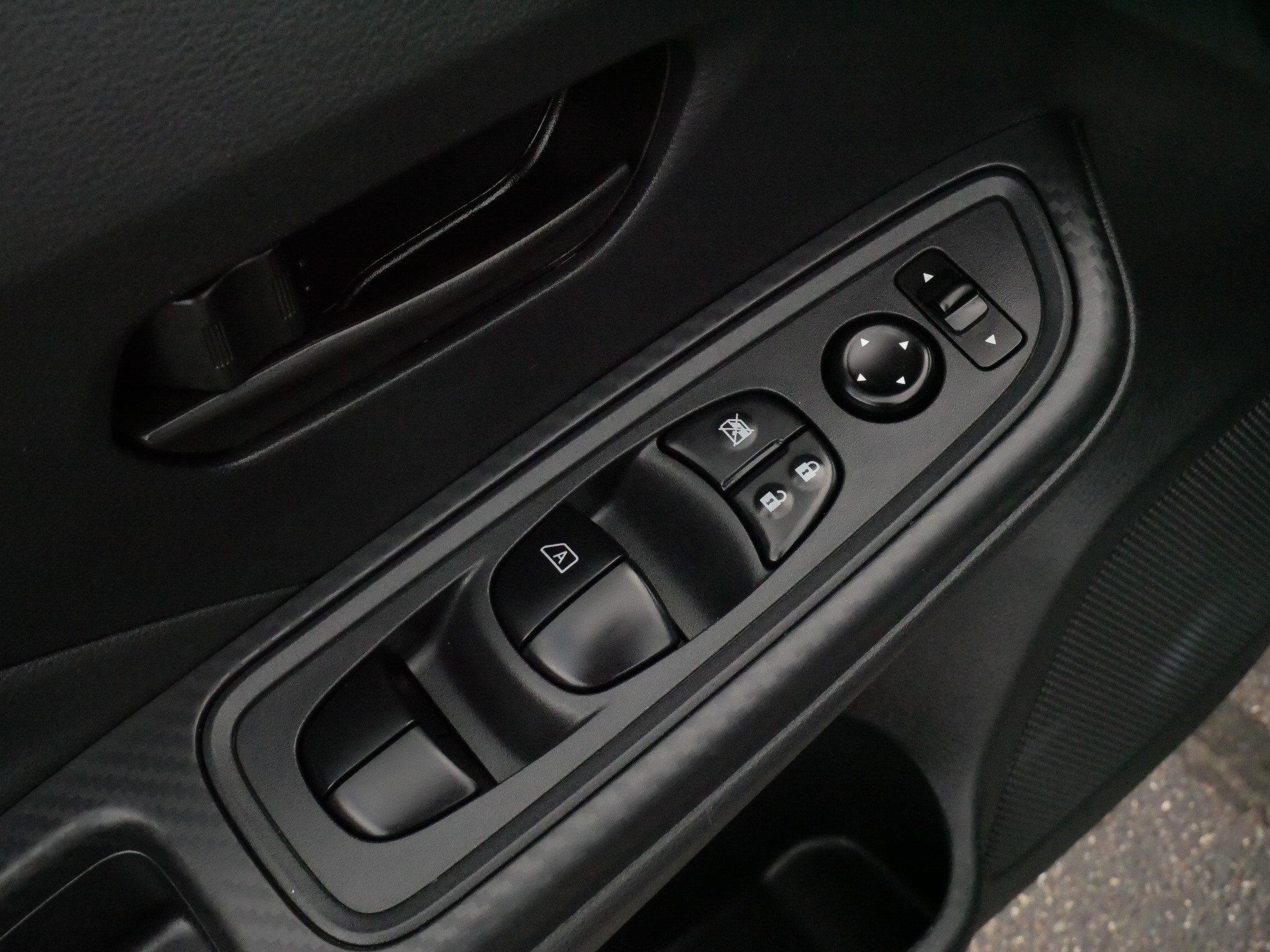 Used 2024 Nissan Versa S w/ Trunk Package FWD image 19