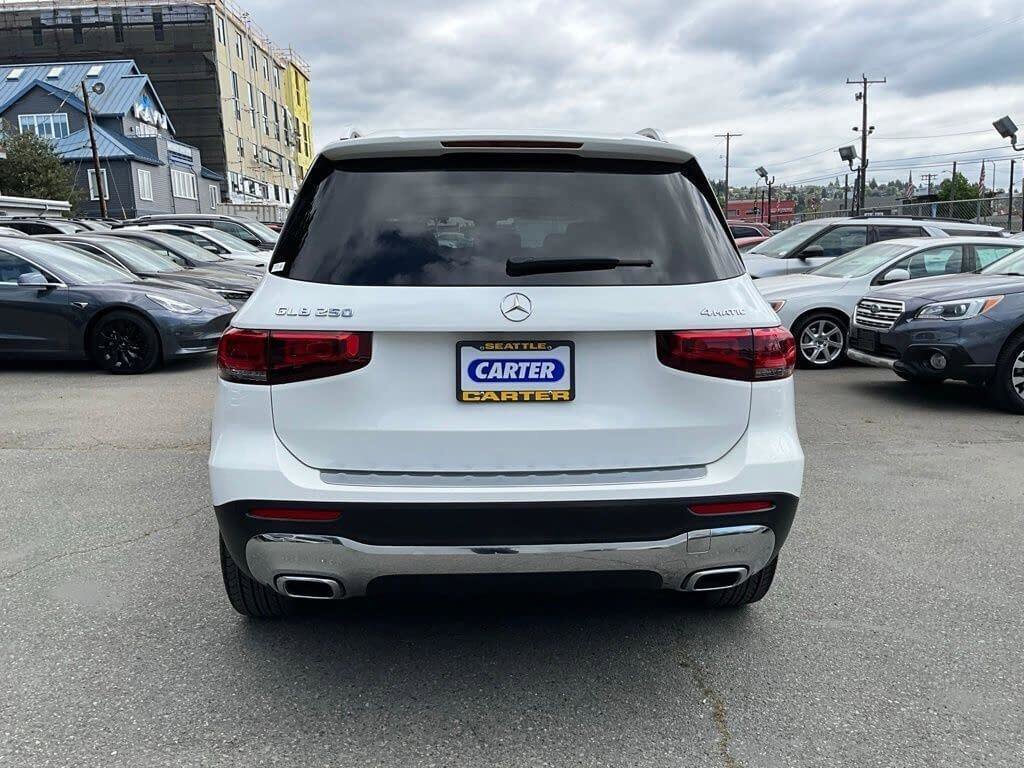 Used 2022 Mercedes-Benz GLB 250 4MATIC image 7