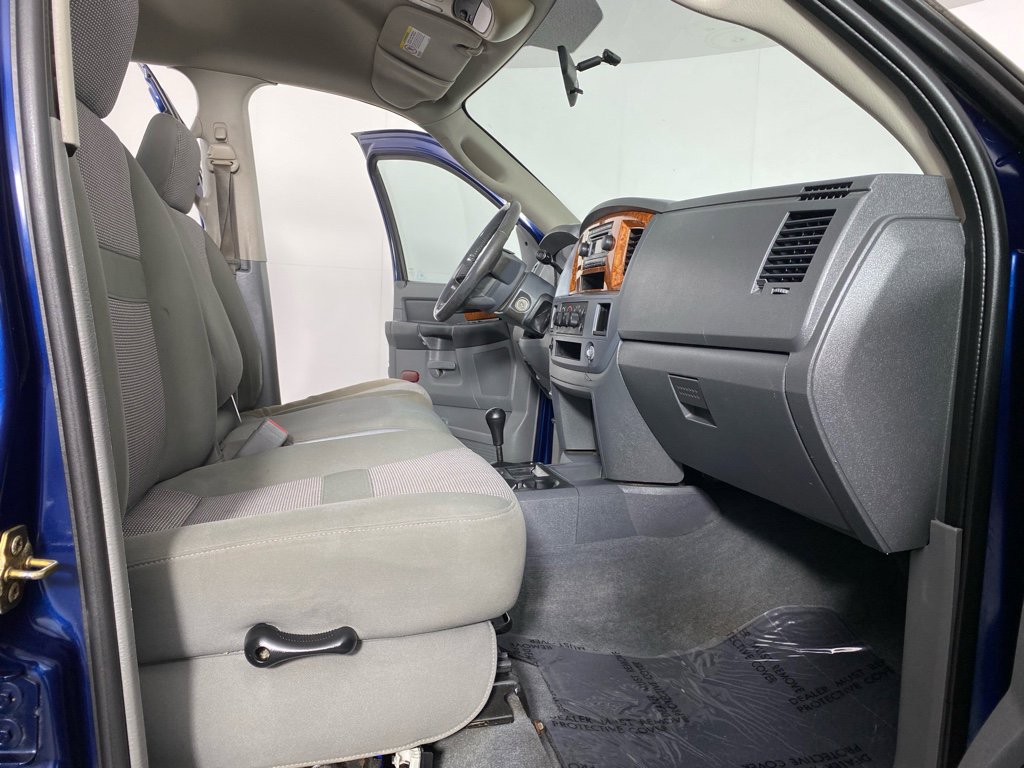 Used 2006 Dodge Ram 2500 Truck SLT image 23