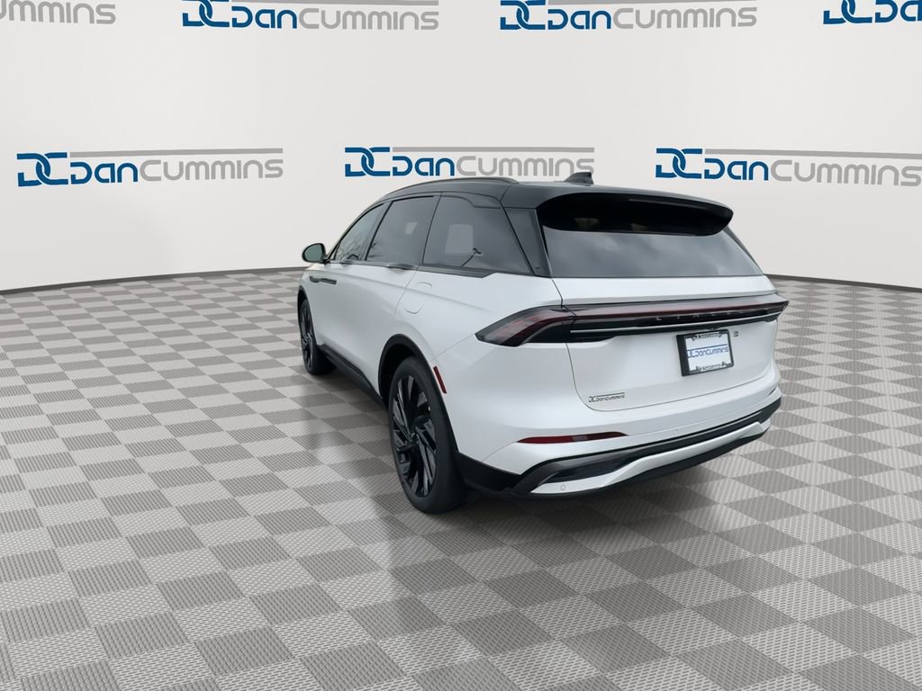 New 2026 Lincoln Nautilus Reserve w/ Jet Appearance Package AWD/4WD image 6