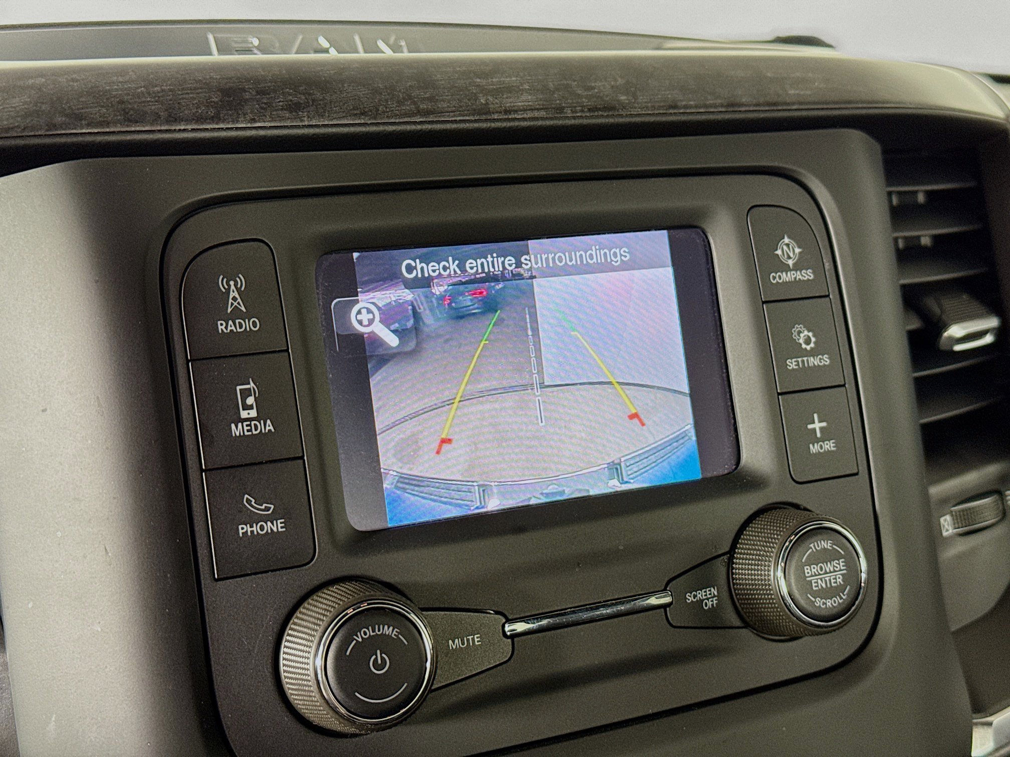 Used 2024 RAM 1500 Big Horn image 16