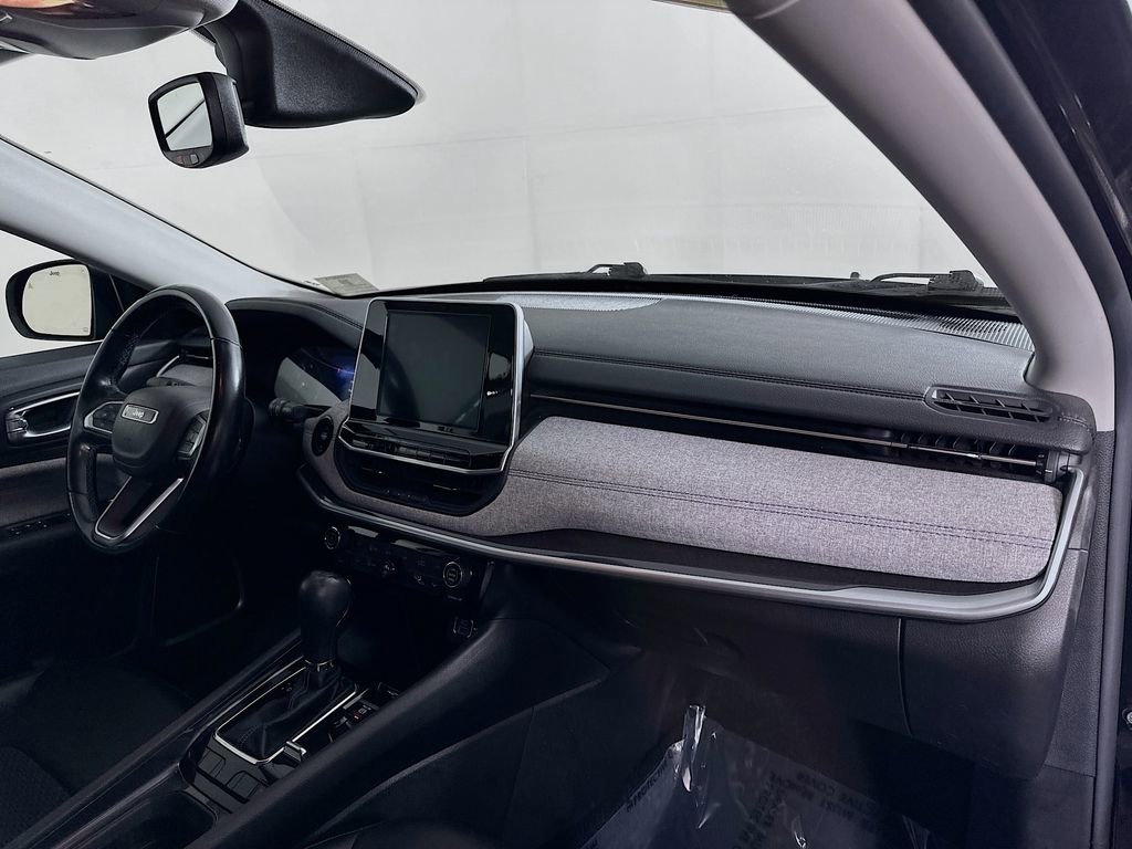 Used 2022 Jeep Compass Latitude w/ Convenience Group image 39