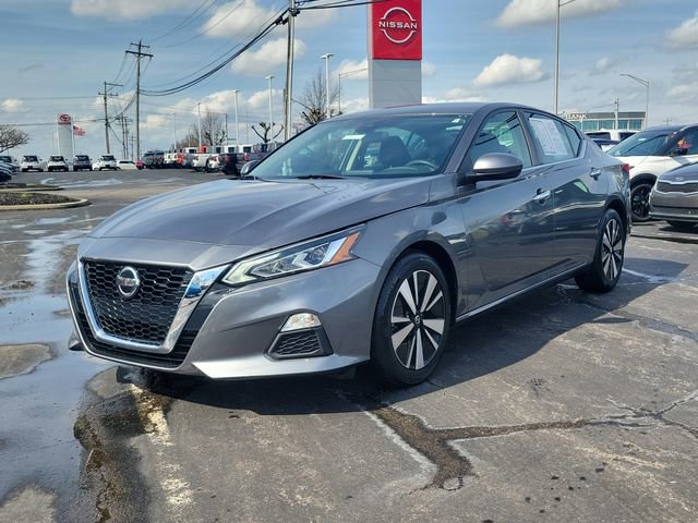 Certified 2022 Nissan Altima 2.5 SV image 3
