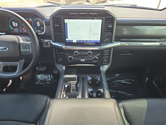 Used 2022 Ford F150 Lariat image 11